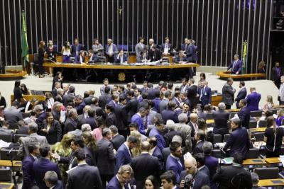 As alterações precisam ser publicadas em até um ano antes do pleito.